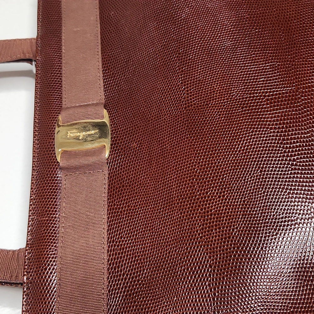 Salvatore Ferragamo Brown Shoulder Bag - Picture 3 of 9